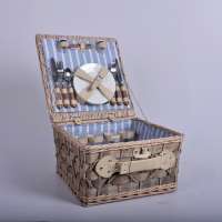 Wholesale handmade food fruit and vegetable storage woven wood wicker willow picnic baskets for 4 person