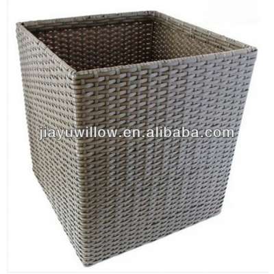 Polyrattan woven laundry basket hamper